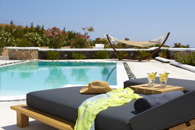 Amor Hideaway Villas