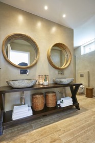 Amor Hideaway Villas