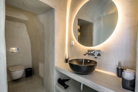 Anila Suites