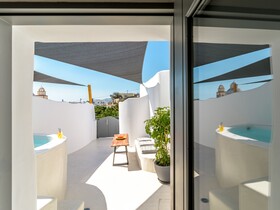 Anila Suites