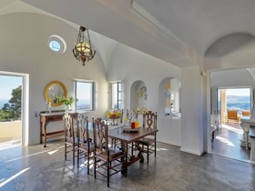 Archipel Mansion