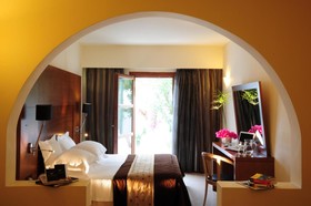 Aressana Spa Hotel and Suites