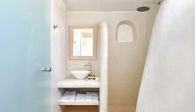 Evgenia Villas & Suites by Calm Collection
