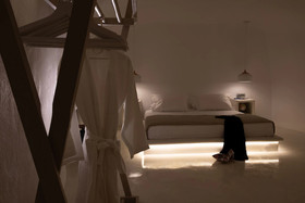 The Globe Suites