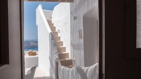 The Globe Suites