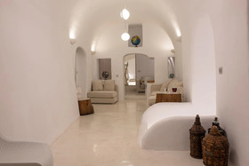 The Globe Suites
