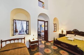 Iriana Apartments