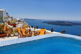 Iriana Apartments
