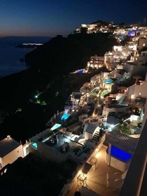 Iriana Apartments