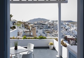 Kastro Suites