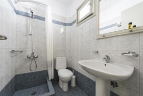Nissos Thira Hotel