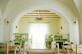Nissos Thira Hotel