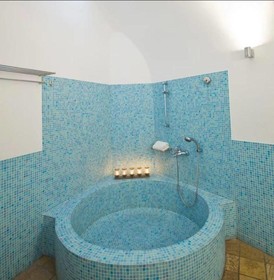 Pantelia Suites
