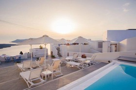 Pantelia Suites