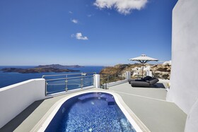 Petit Palace Suites