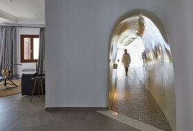 Petit Palace Suites