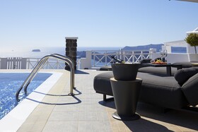 Petit Palace Suites