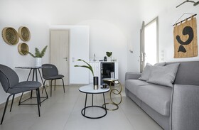 Petit Palace Suites