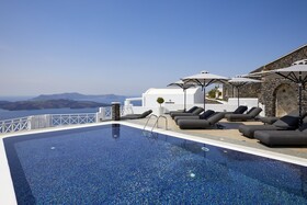Petit Palace Suites