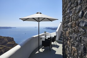 Petit Palace Suites