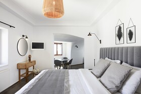 Petit Palace Suites