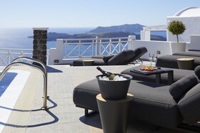 Petit Palace Suites