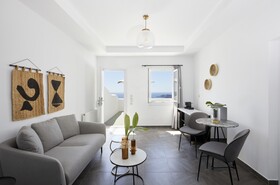 Petit Palace Suites