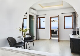 Petit Palace Suites
