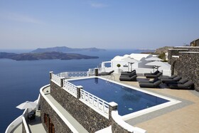 Petit Palace Suites