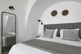 Petit Palace Suites