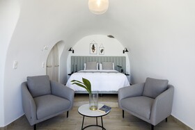 Petit Palace Suites