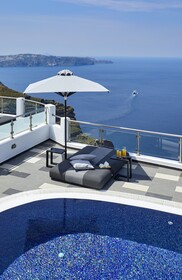 Petit Palace Suites