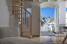 Thireas Hotel & Villas