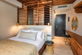 Uma Ray Suites