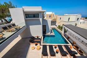 Uma Ray Suites