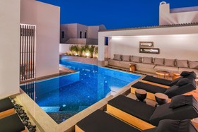 Uma Ray Suites