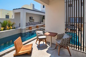 Uma Ray Suites