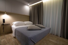 Aianteion Bay Luxury Hotel & Suites