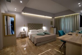 Aianteion Bay Luxury Hotel & Suites