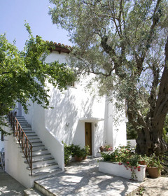 Alexandra Villas