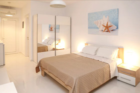Zorbas Family House