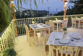 Zorbas Family House