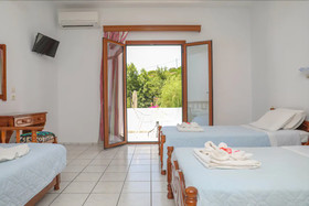Zorbas Family House