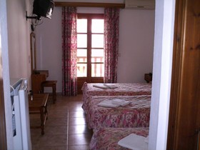 Koukounaries Beach Hotel