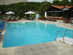 Koukounaries Beach Hotel