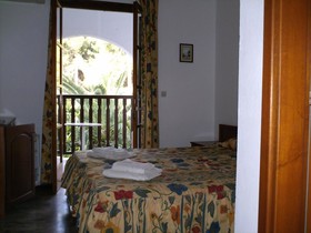 Koukounaries Beach Hotel