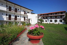 Koukounaries Beach Hotel