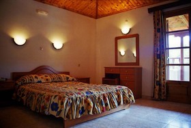 Koukounaries Beach Hotel