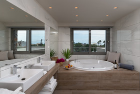 KB Ammos Suites