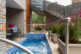 KB Ammos Suites